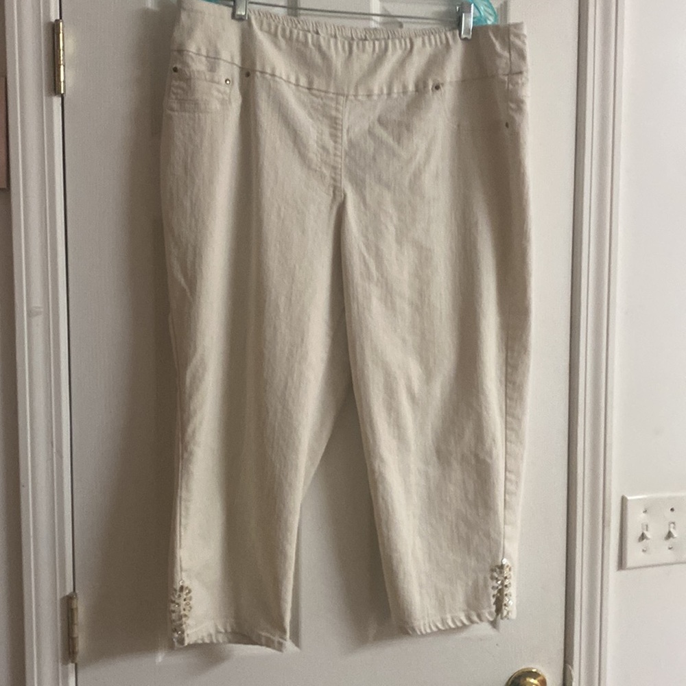 RubyRd. Size 20W 54%ramina 33%Cotton 11% Polyester 2% Spandex l great condition